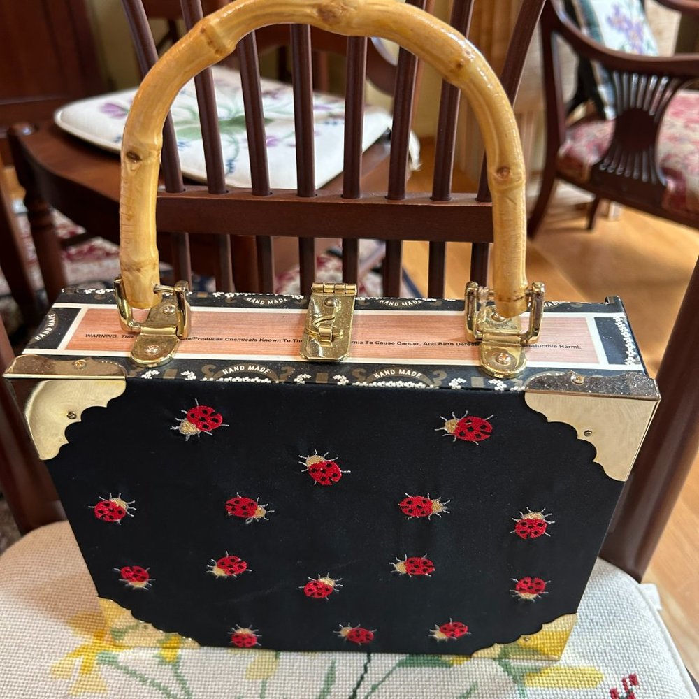Purses - Picture 10 of 11